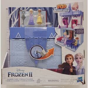 NEW 2018 Disney Frozen 2 Pop Up Adventures Arendelle Castle Playset with Handle